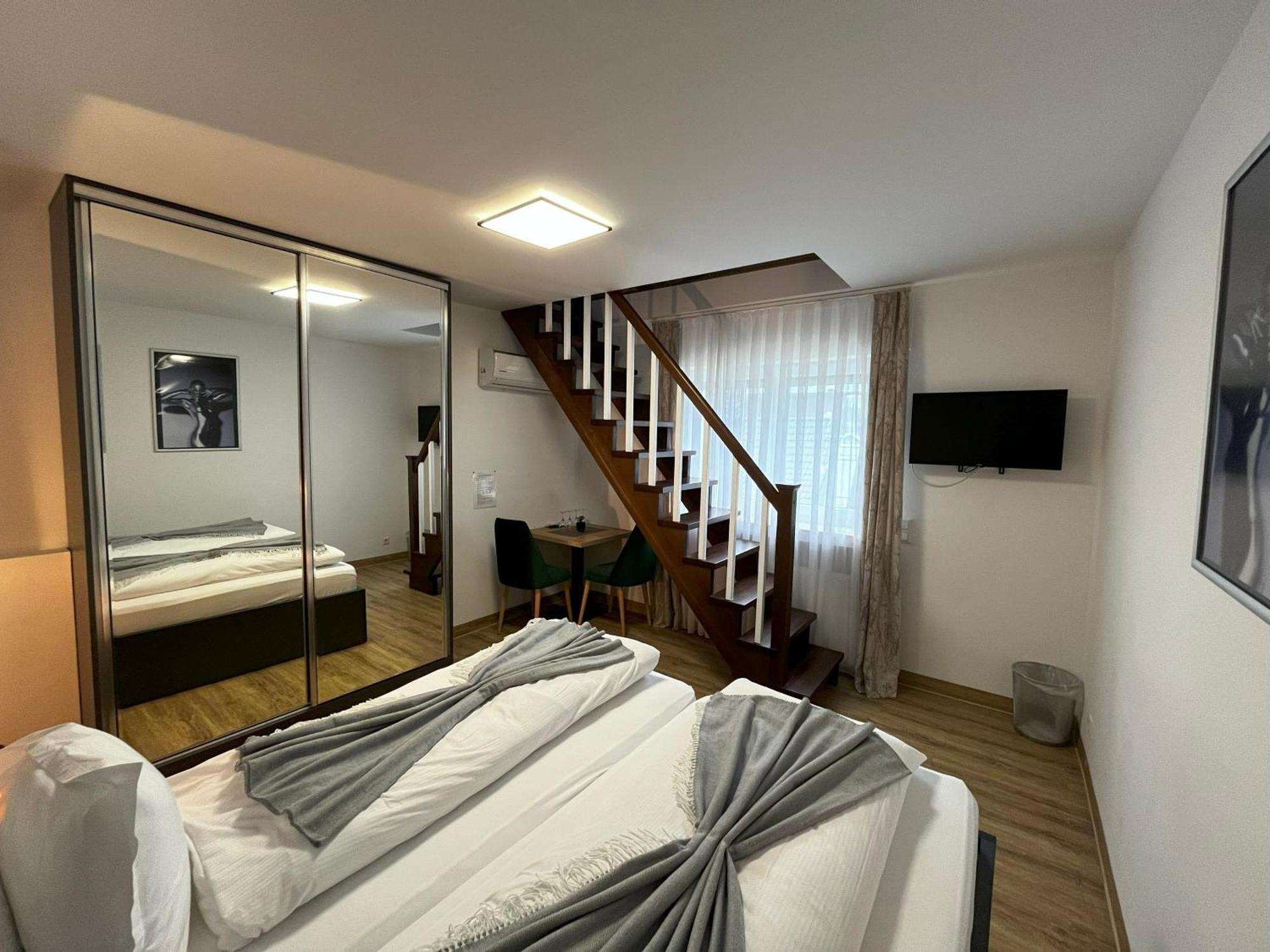 Haven Hotels - Hotel Dona Bergisch Gladbach Exterior foto