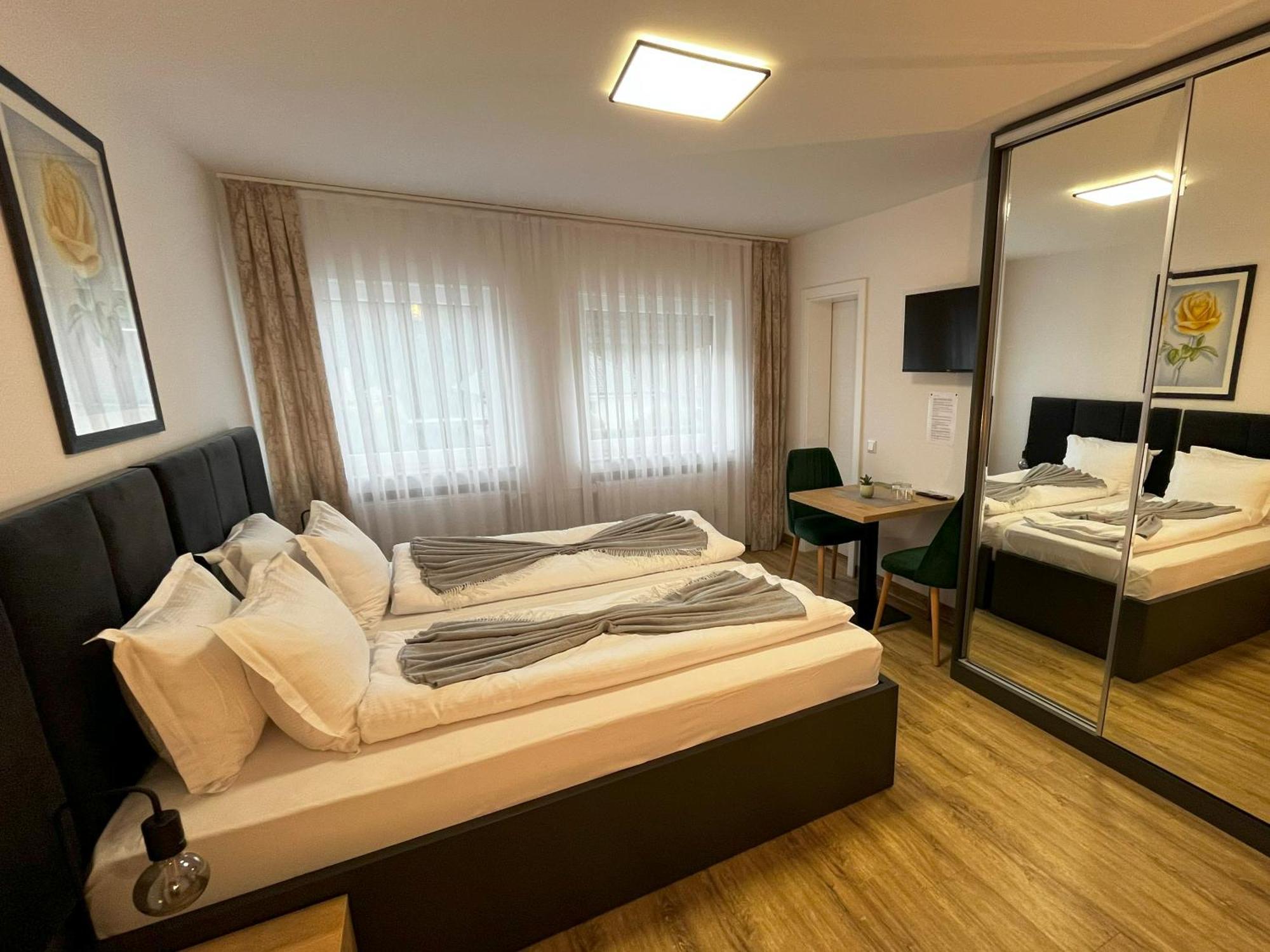 Haven Hotels - Hotel Dona Bergisch Gladbach Exterior foto